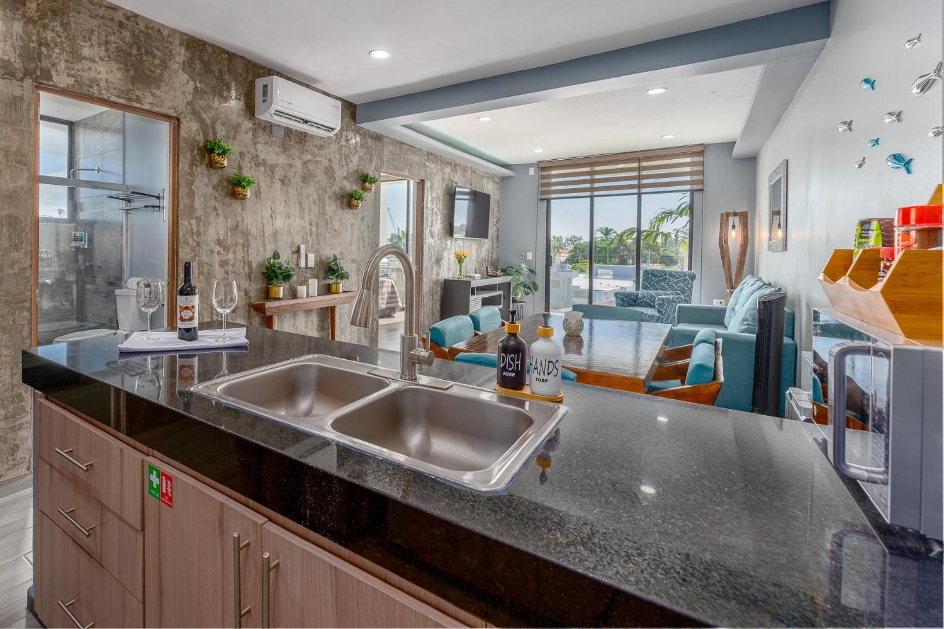 New & Modern, 5 Star Area, Walk 2 Beach, Pool, Views, King Bed Mazatlán Εξωτερικό φωτογραφία