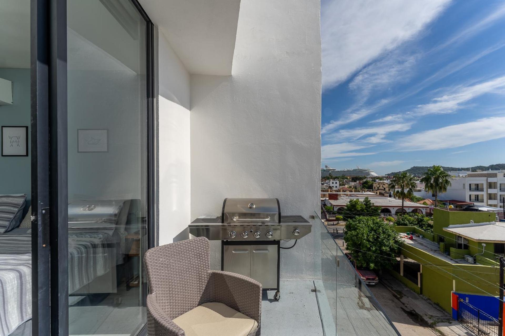 New & Modern, 5 Star Area, Walk 2 Beach, Pool, Views, King Bed Mazatlán Εξωτερικό φωτογραφία